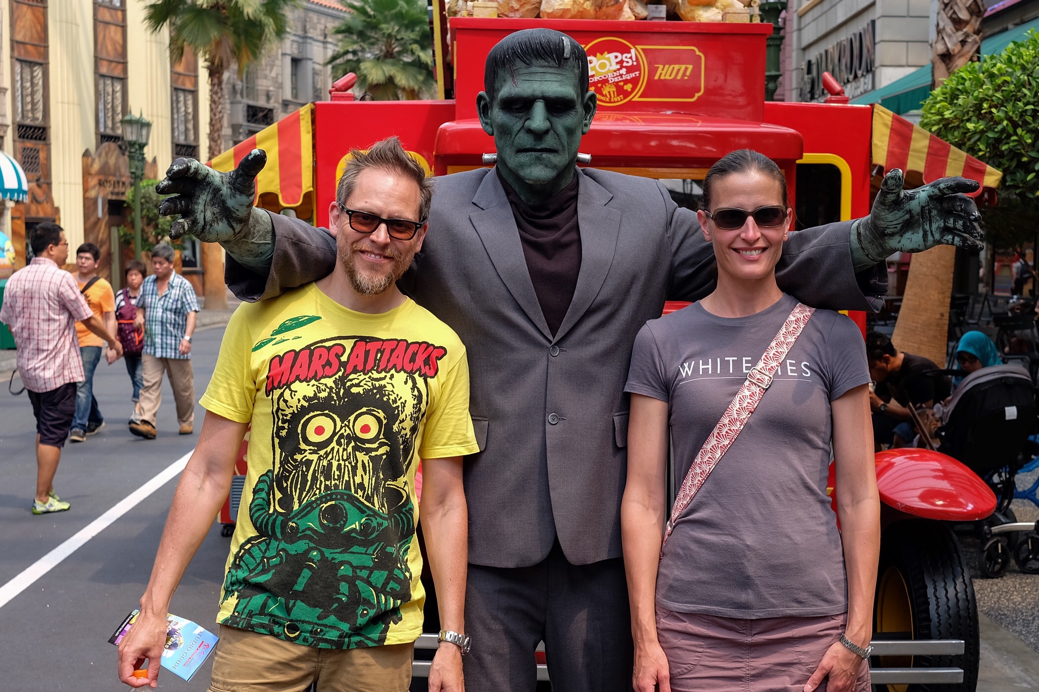 We met one last friend before we left — Universal Studios Singapore